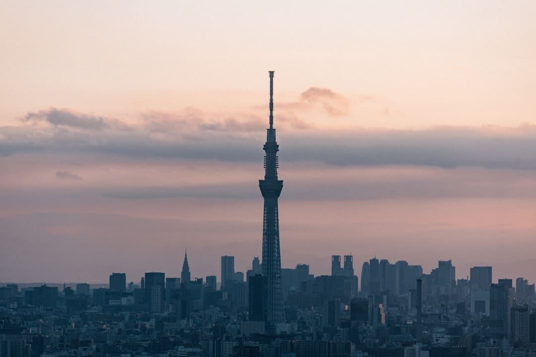 不止寒武纪 章建平最新持有这些个股 有的已大涨